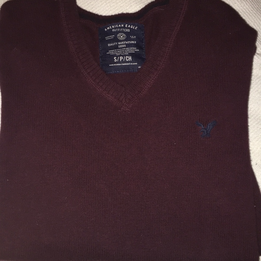 Men’s American Eagle Maroon Sweater size S